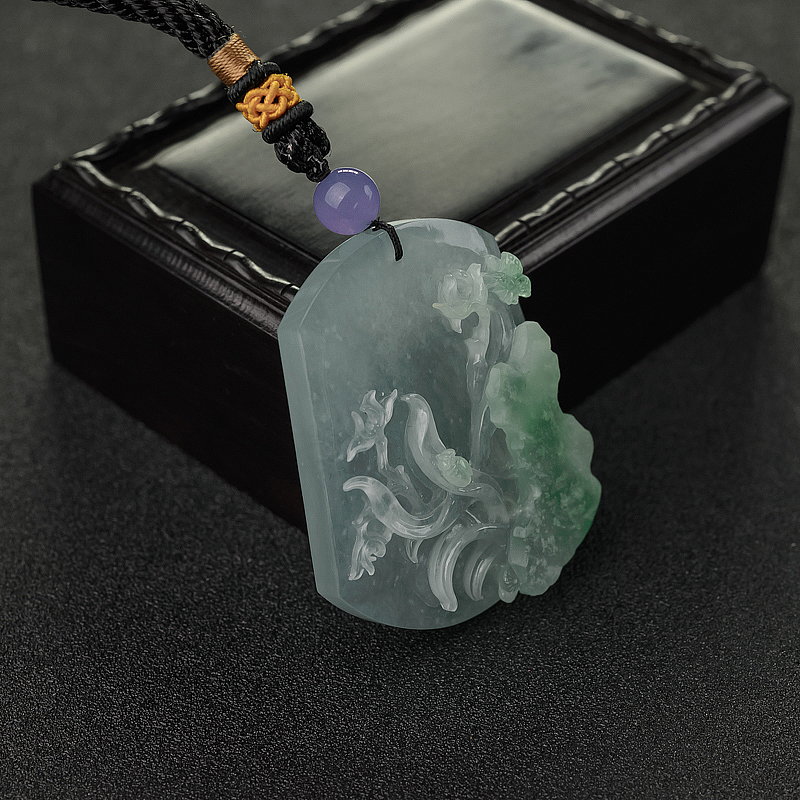 糯冰种翡翠蝶恋花吊坠-红掌柜