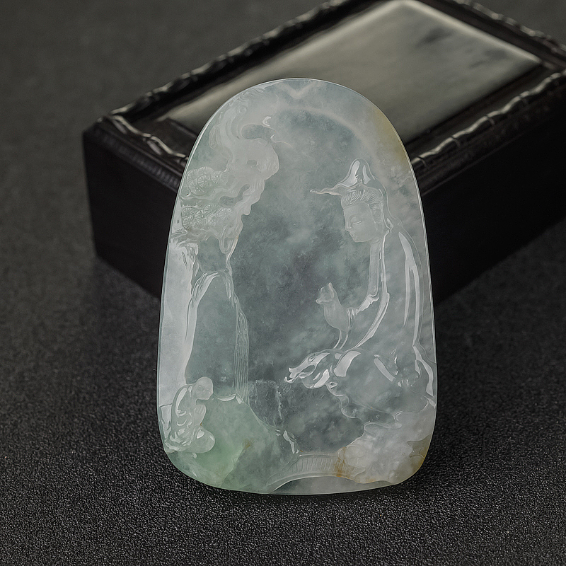 糯种俏色翡翠悟道吊坠-红掌柜