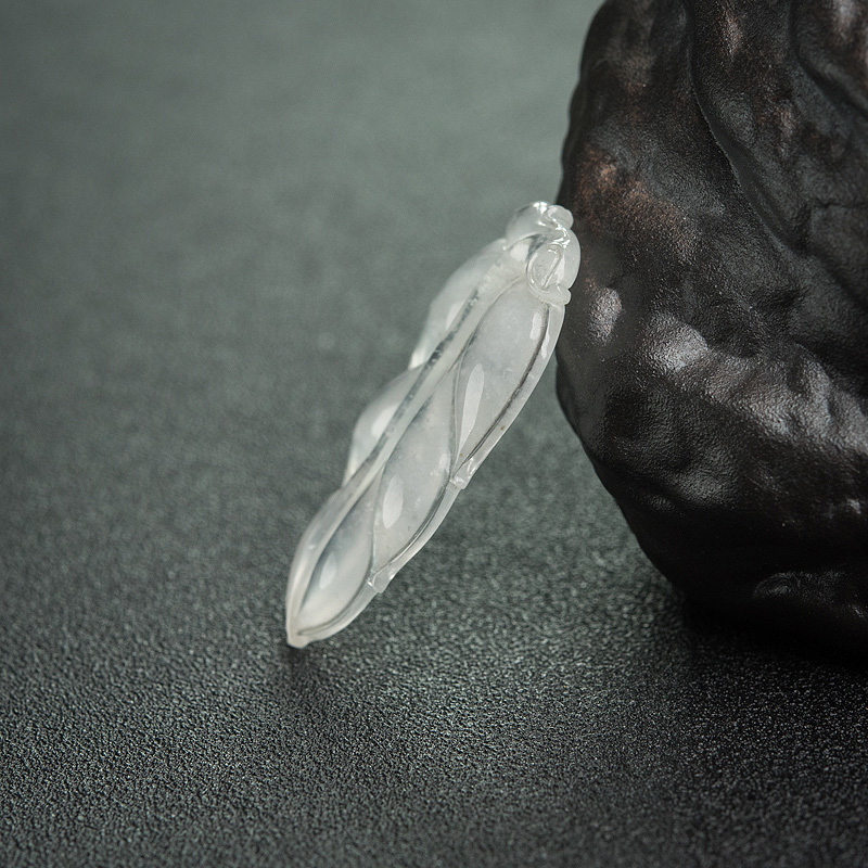 缅甸翡翠叶子吊坠-红掌柜