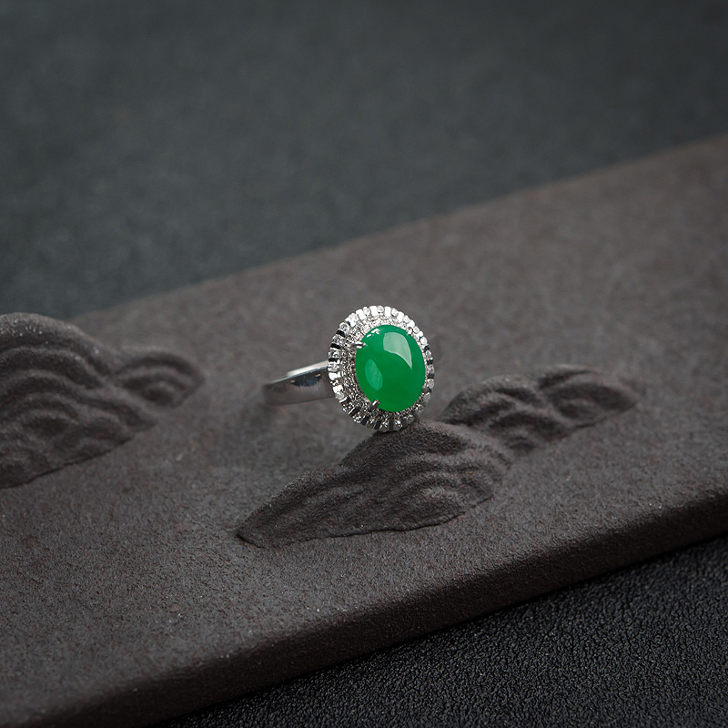 天然18K金镶钻糯种阳绿翡翠戒指-红掌柜