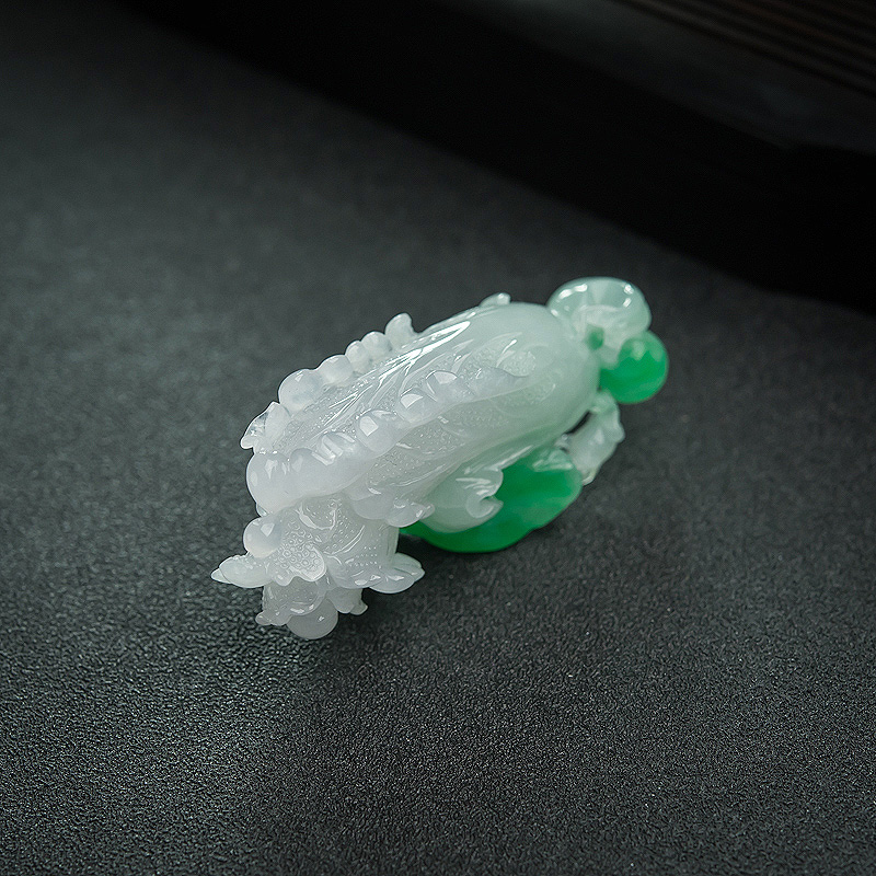 缅甸糯种飘翠翡翠白菜吊坠-红掌柜