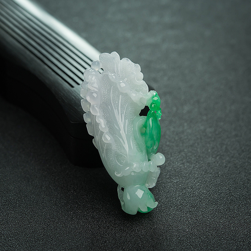 天然翡翠白菜吊坠-红掌柜