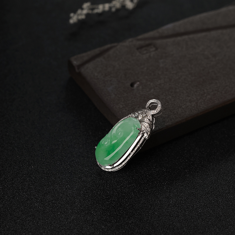 金镶钻糯种飘翠翡翠如意吊坠-红掌柜