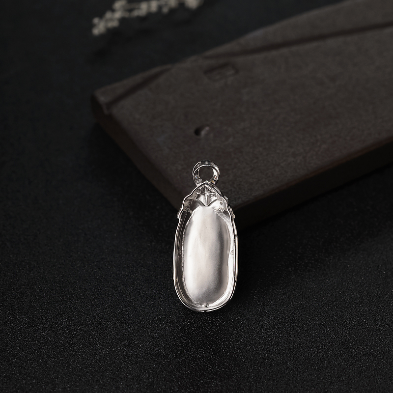 18K金镶钻飘翠翡翠如意吊坠-红掌柜