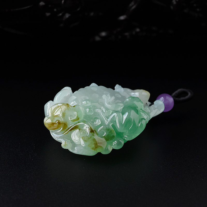 缅甸天然糯种飘绿翡翠吊坠-红掌柜