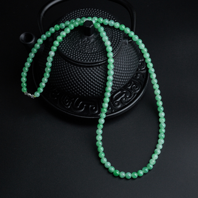 豆绿翡翠项链-红掌柜