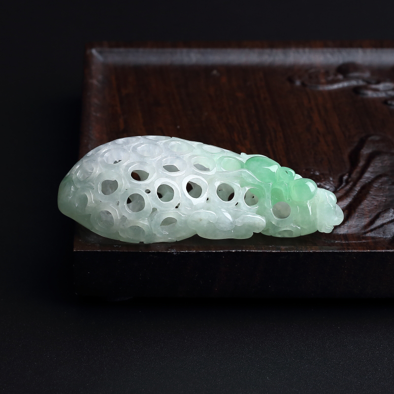 飘绿翡翠-红掌柜