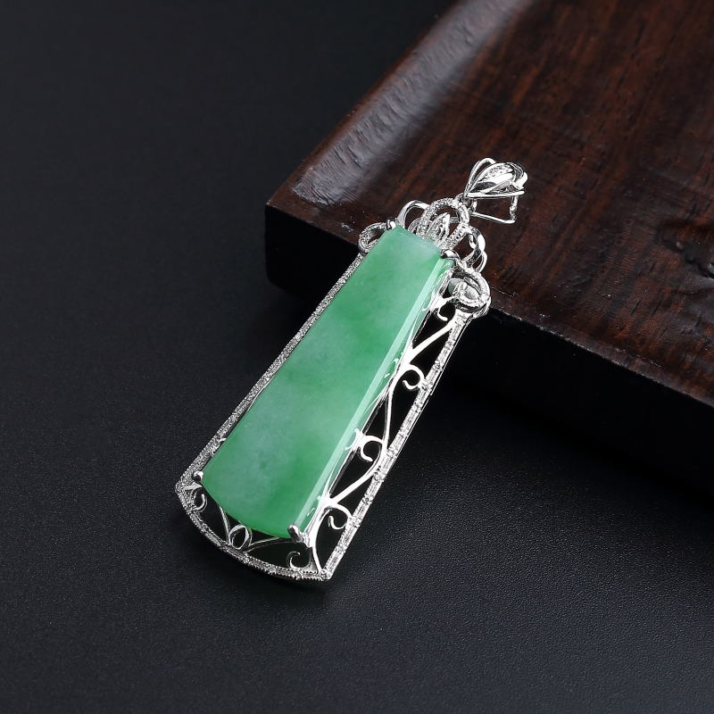 糯种苹果绿翡翠吊坠 - 红掌柜