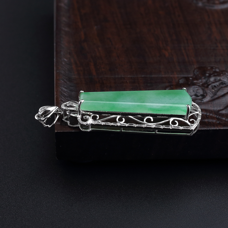 苹果绿翡翠吊坠 - 红掌柜