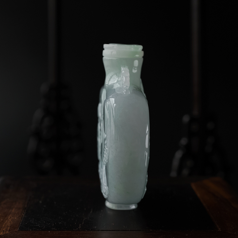 缅甸天然糯种翡翠鼻烟壶-红掌柜
