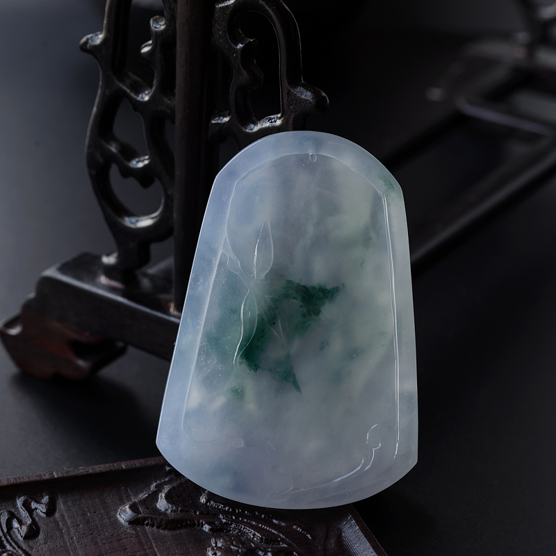 翡翠观音吊坠 - 红掌柜