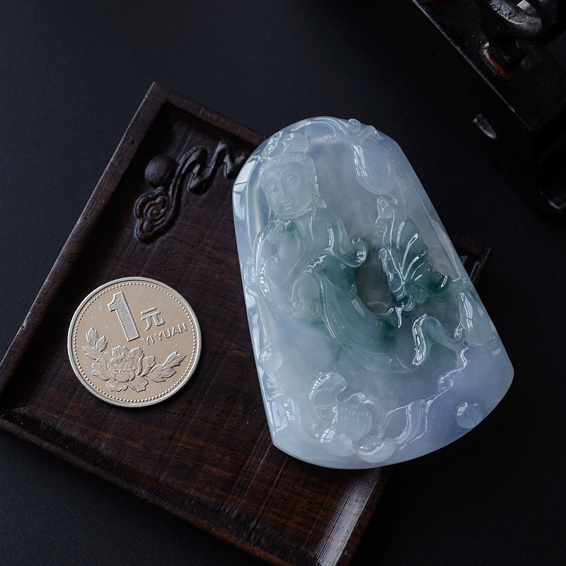 飘花翡翠观音 - 红掌柜