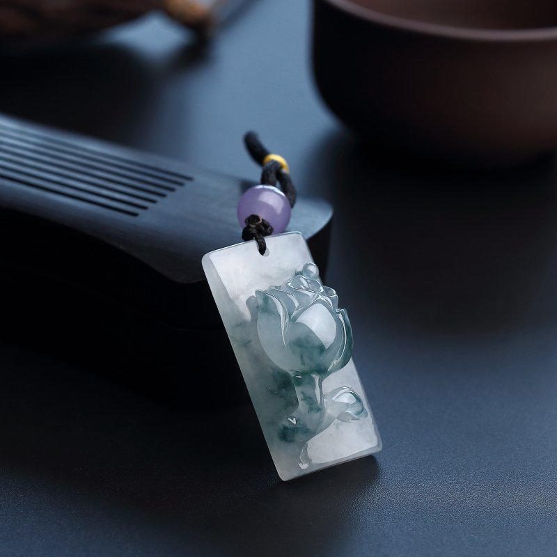 飘花翡翠玫瑰花吊坠-红掌柜