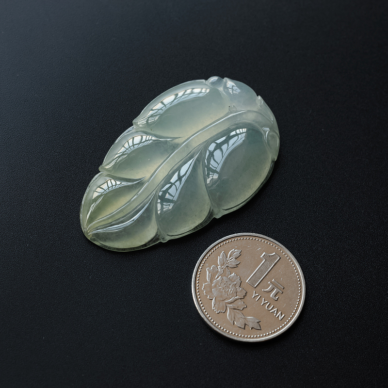 天然翡翠叶子吊坠-红掌柜