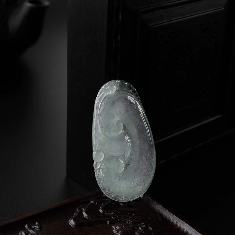 冰种翡翠如意吊坠-红掌柜