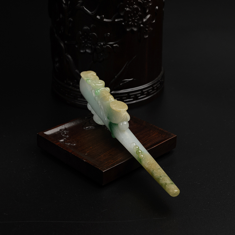 糯种浅绿飘黄翡翡翠财丁两旺烟嘴 - 红掌柜