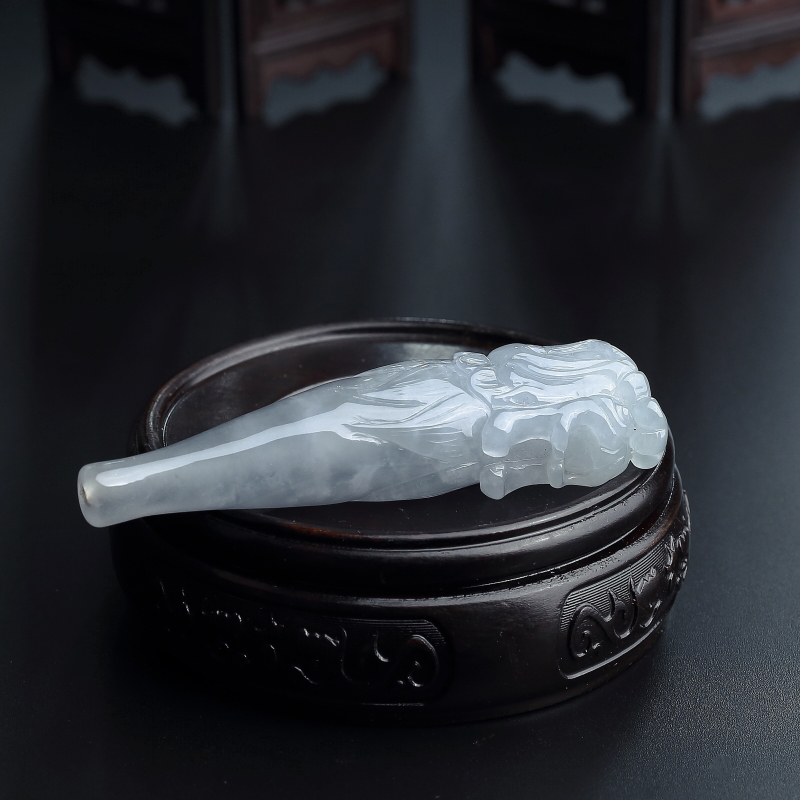 糯种翡翠烟嘴 - 红掌柜