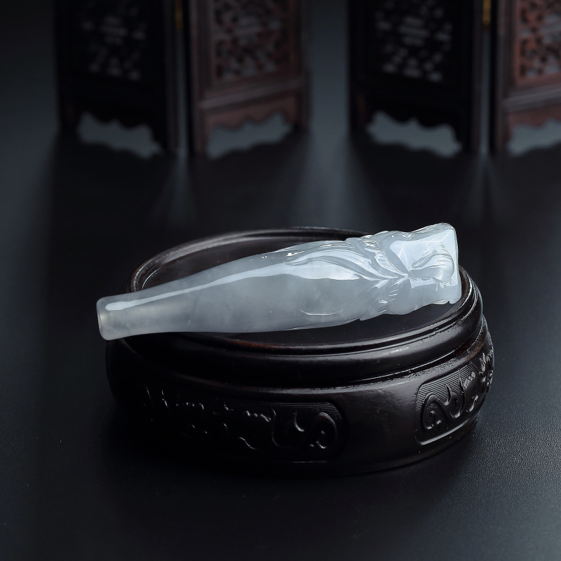 翡翠烟嘴 - 红掌柜