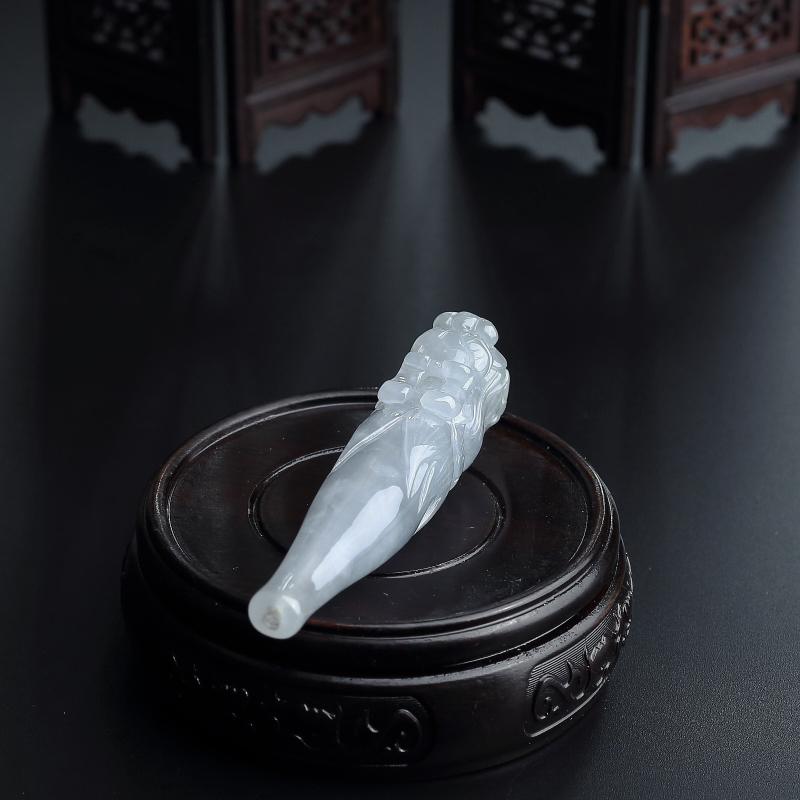 天然翡翠烟嘴 - 红掌柜