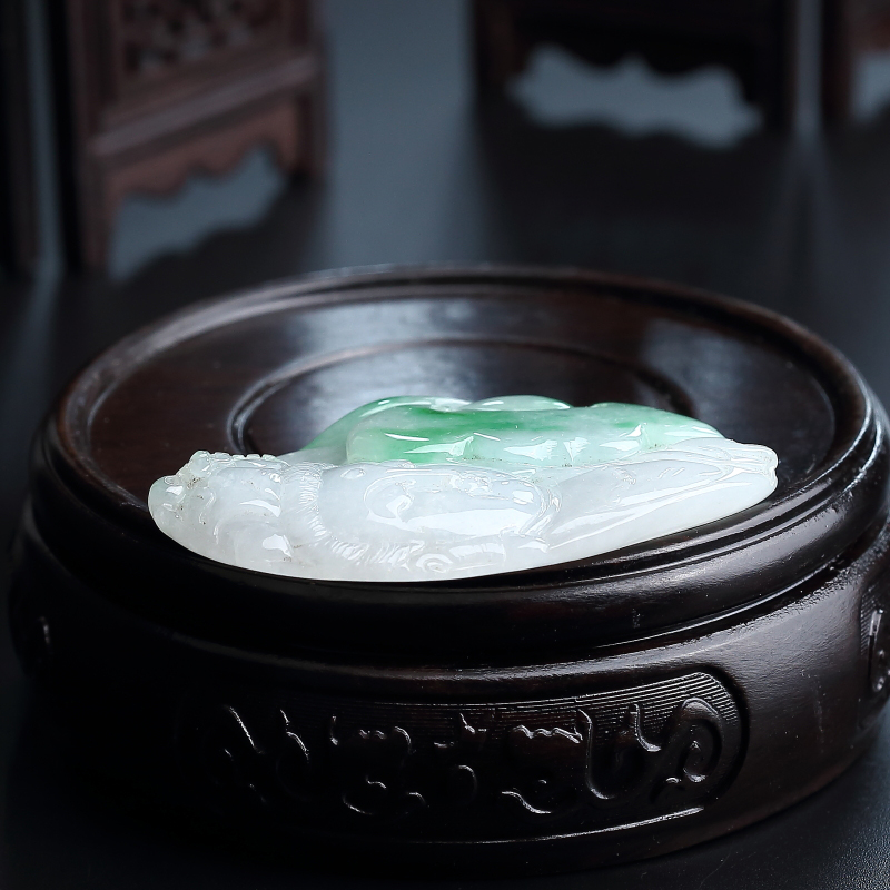 缅甸A货翡翠观音吊坠 - 红掌柜