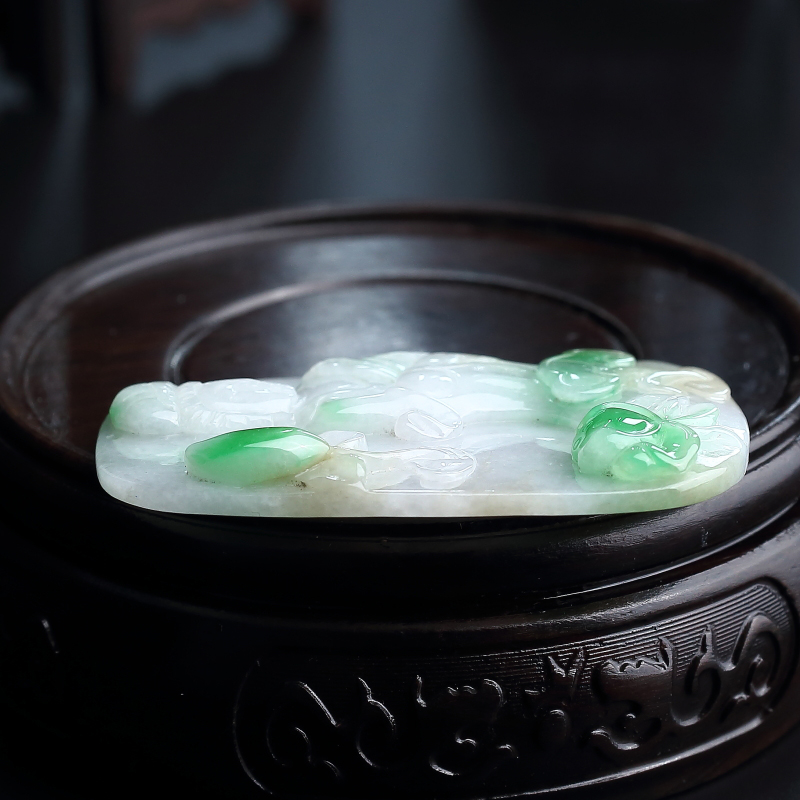 翡翠飘花观音吊坠 - 红掌柜