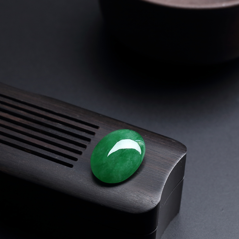 翠色翡翠戒面-红掌柜
