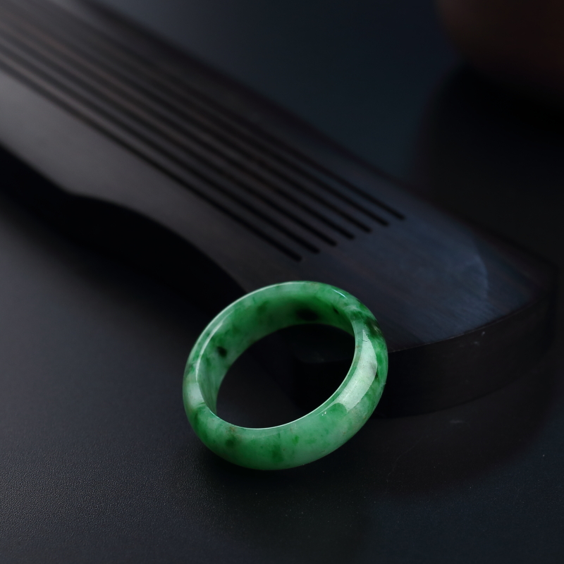 糯种翡翠指环-红掌柜