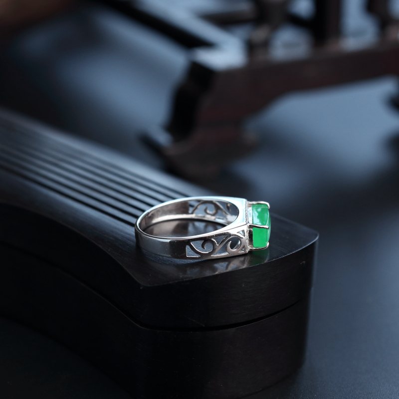 苹果绿翡翠戒指-红掌柜