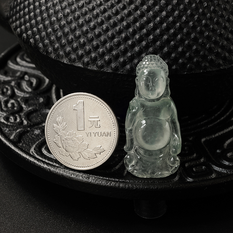 冰种淡绿翡翠吊坠-红掌柜