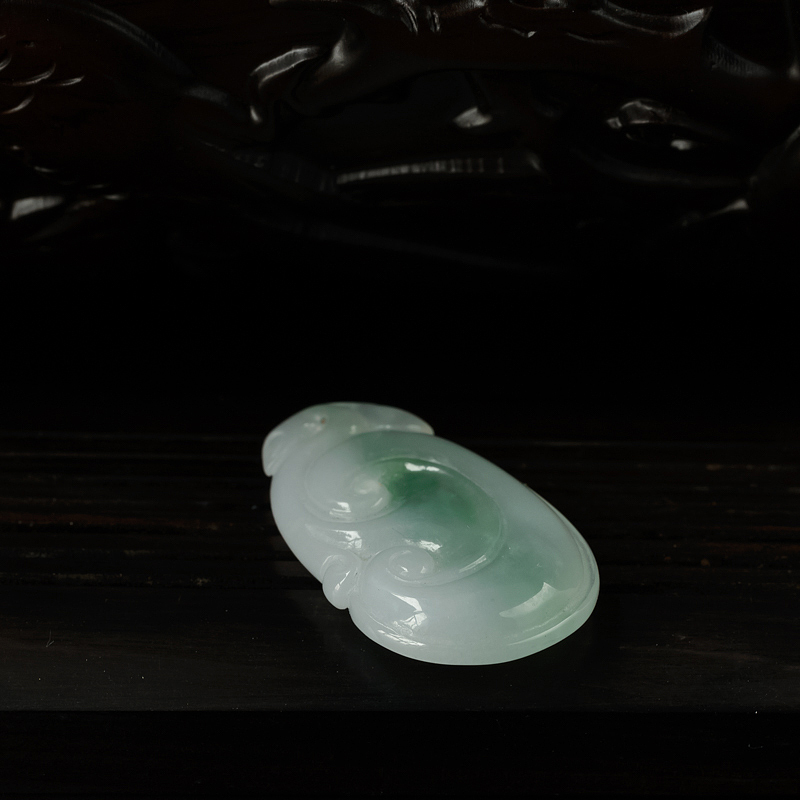 缅甸天然糯种翡翠如意吊坠-红掌柜