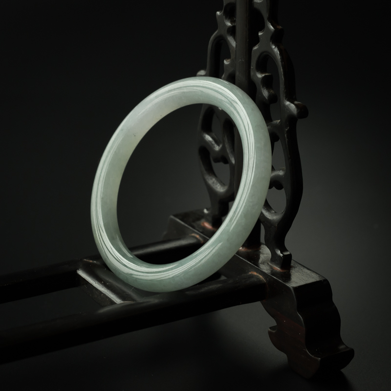 糯种淡绿翡翠手镯 - 红掌柜