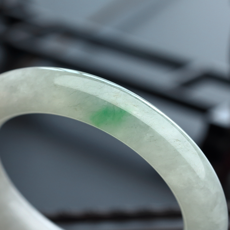 糯种飘绿翡翠手镯-红掌柜