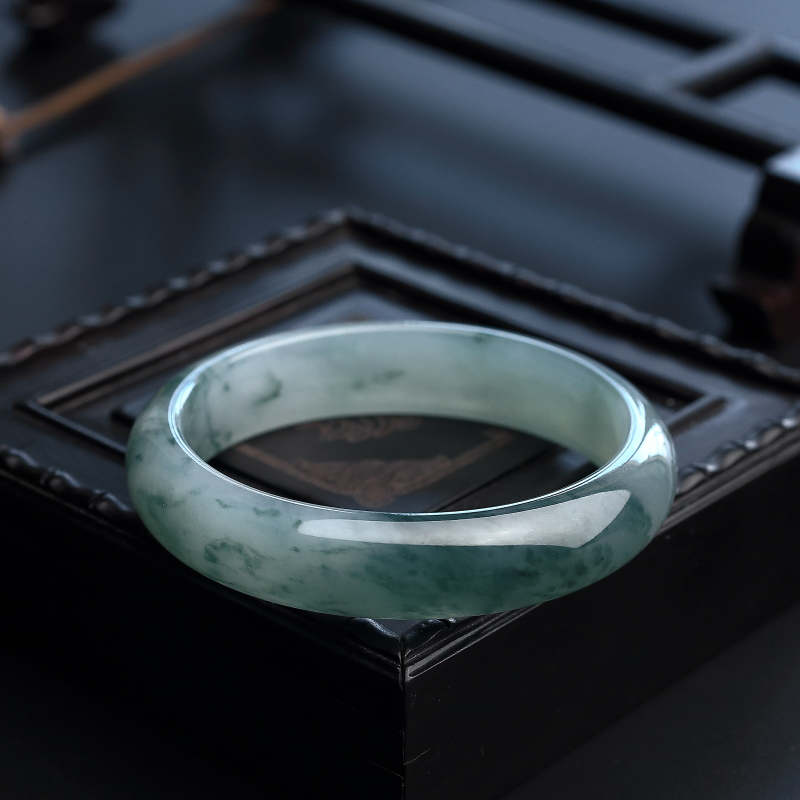 缅甸天然糯种飘花绿翡翠手镯-红掌柜