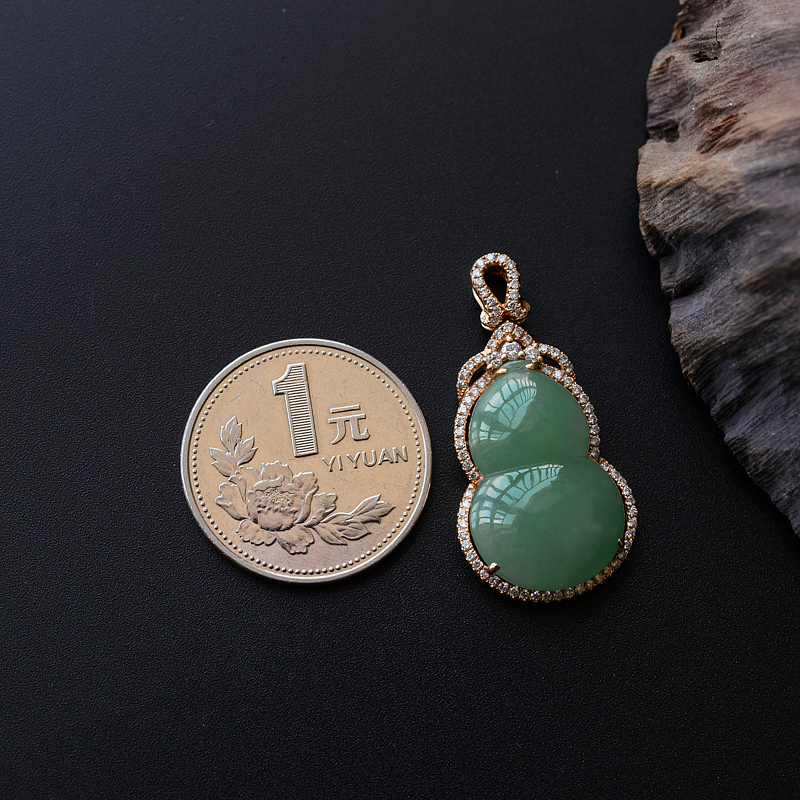 翡翠葫芦吊坠 - 红掌柜