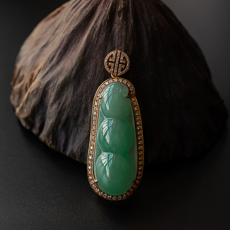 缅甸A货天然18k镶糯种苹果绿福豆吊坠 - 红掌柜