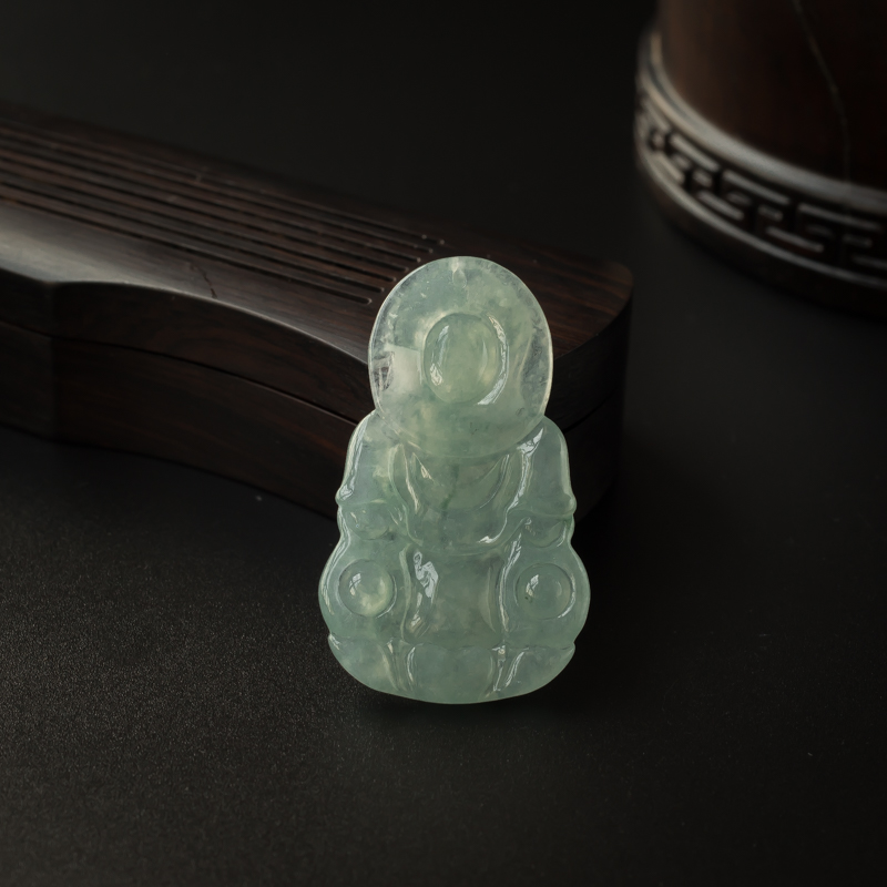 缅甸天然浅绿翡翠观音吊坠-红掌柜