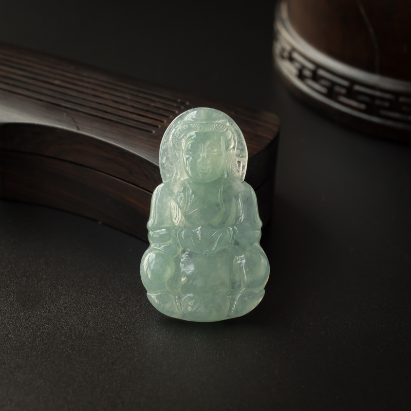 缅甸天然糯种浅绿翡翠观音吊坠-红掌柜