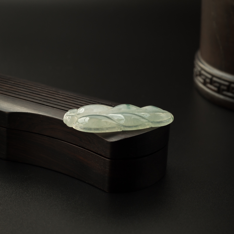 缅甸天然冰糯种翡翠叶子吊坠-红掌柜