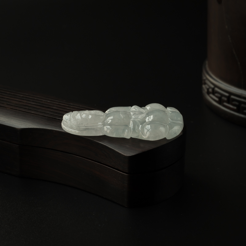 糯种翡翠观音吊坠-红掌柜