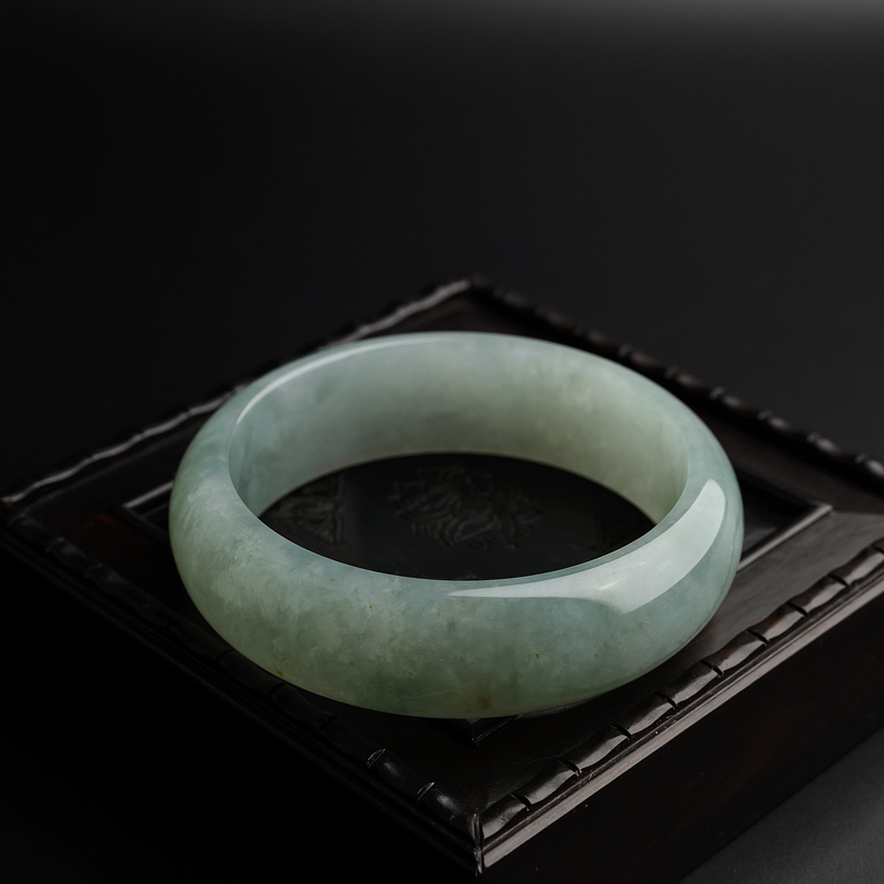 59.5#糯种浅绿翡翠手镯-红掌柜