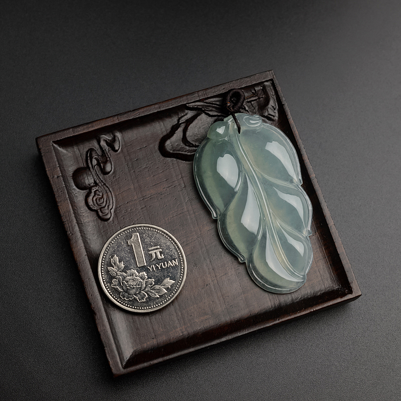 缅甸翡翠叶子吊坠-红掌柜