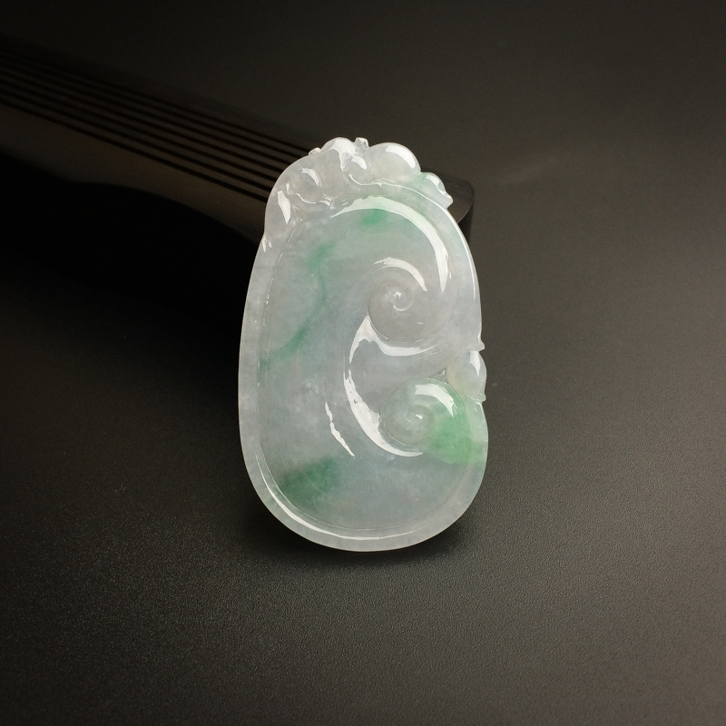 缅甸天然飘绿翡翠如意吊坠-红掌柜