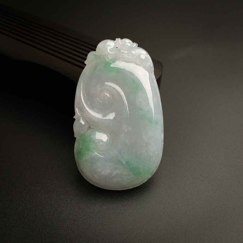 缅甸天然糯种飘绿翡翠如意吊坠-红掌柜