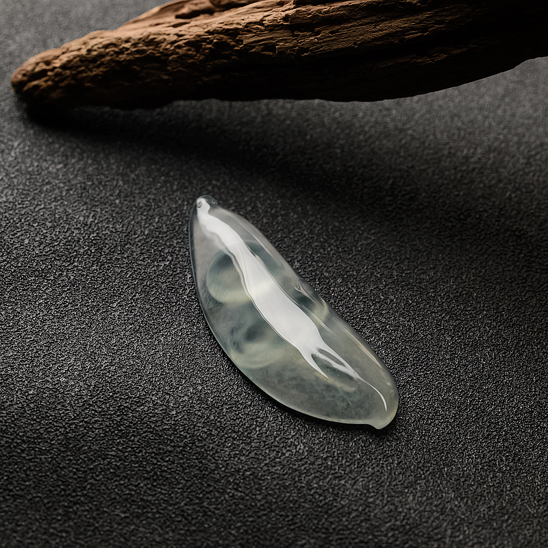 缅甸天然浅绿翡翠莲花童子吊坠-红掌柜