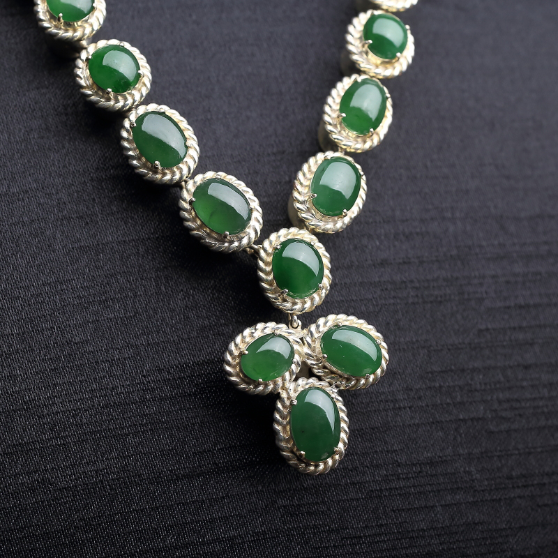 冰种阳绿翡翠套装-红掌柜