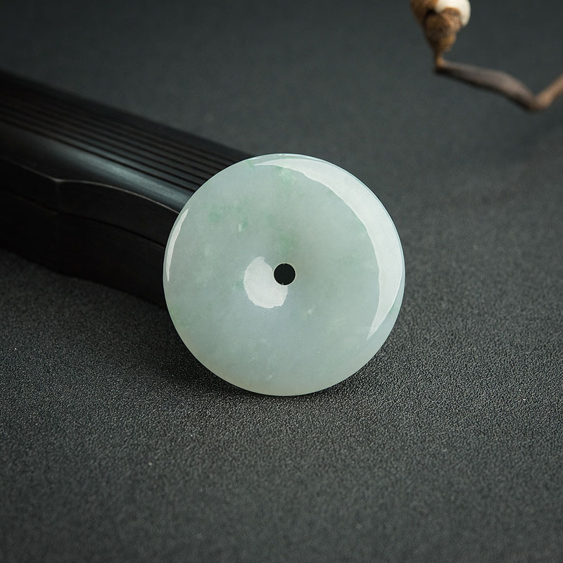 缅甸天然糯种浅绿翡翠平安扣吊坠-红掌柜