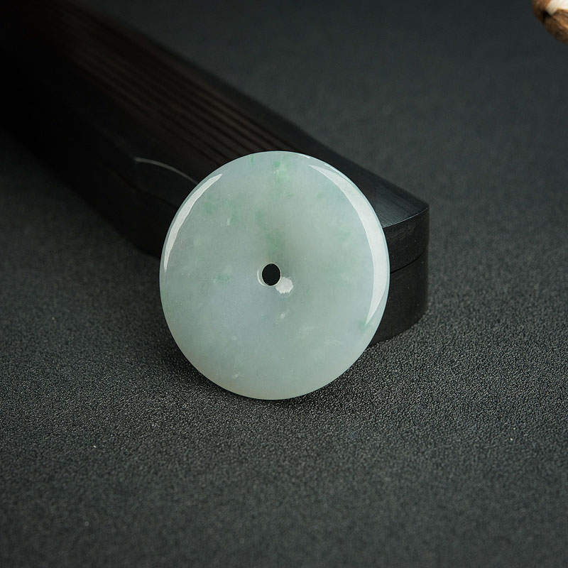 缅甸糯种浅绿翡翠平安扣吊坠-红掌柜