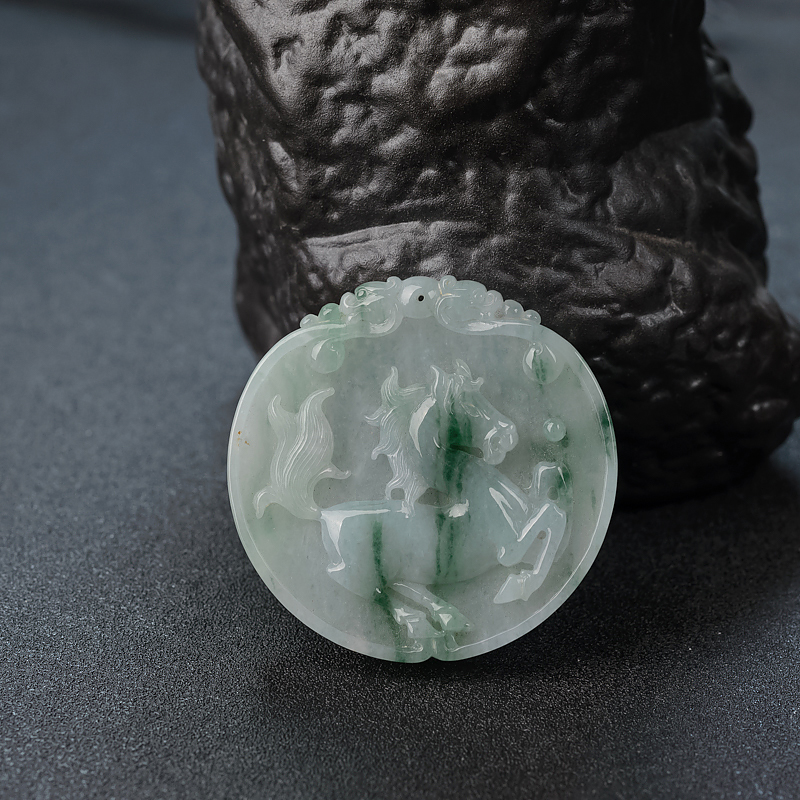 糯种飘花翡翠马到成功吊坠-红掌柜