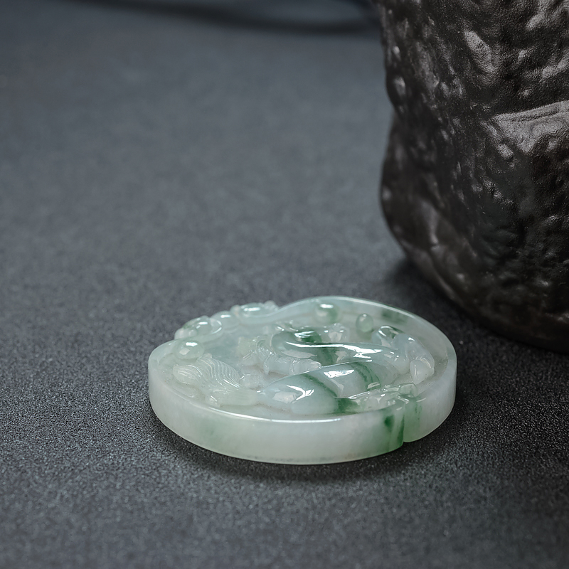 糯种翡翠吊坠-红掌柜