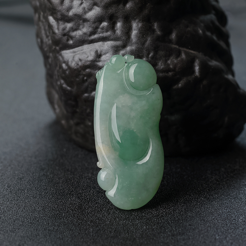 浅绿翡翠佛吊坠 - 红掌柜